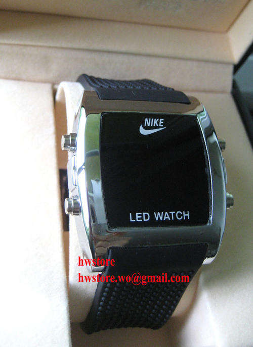 NIKE LED WATCH NEW